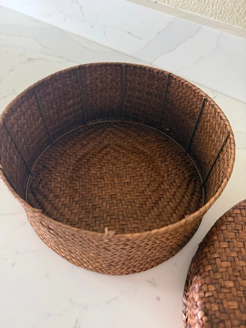 Vintage Woven Basket with Lid Bamboo Handle